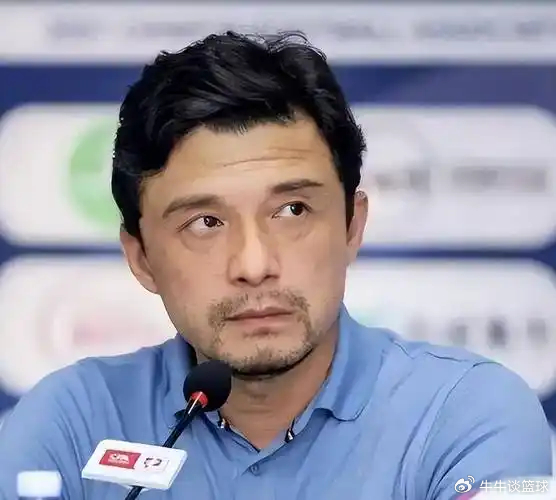乐鱼app下载-抵达法国，谢晖发声，正式上任，新岗位曝光，和范志毅竞争|足球|中国足球|老甲A联赛|长春亚泰|上海海港_新浪体育_新浪新闻